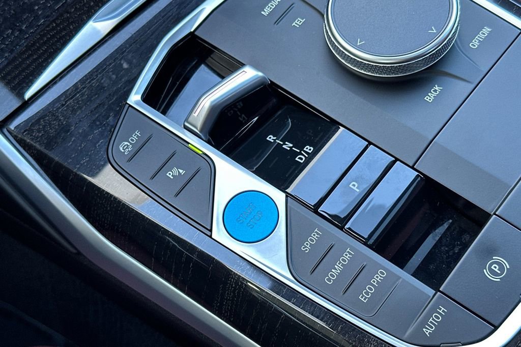 Used 2023 BMW i4 eDrive35 image 24