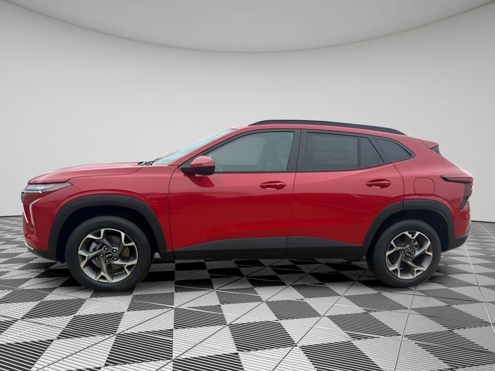 New 2026 Chevrolet Trax LT w/ Driver Confidence Package FWD image 2