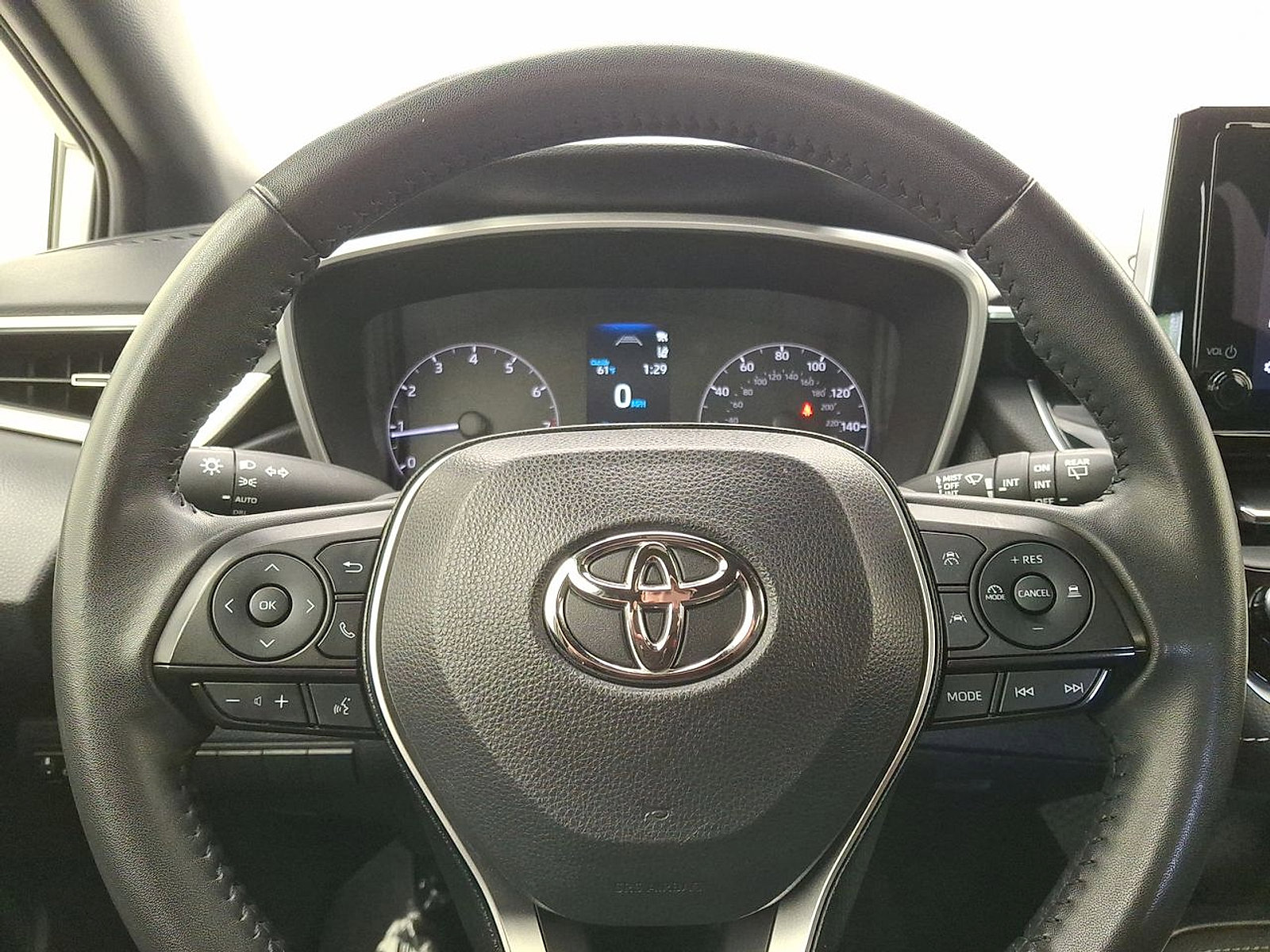 Certified 2024 Toyota Corolla SE FWD image 16