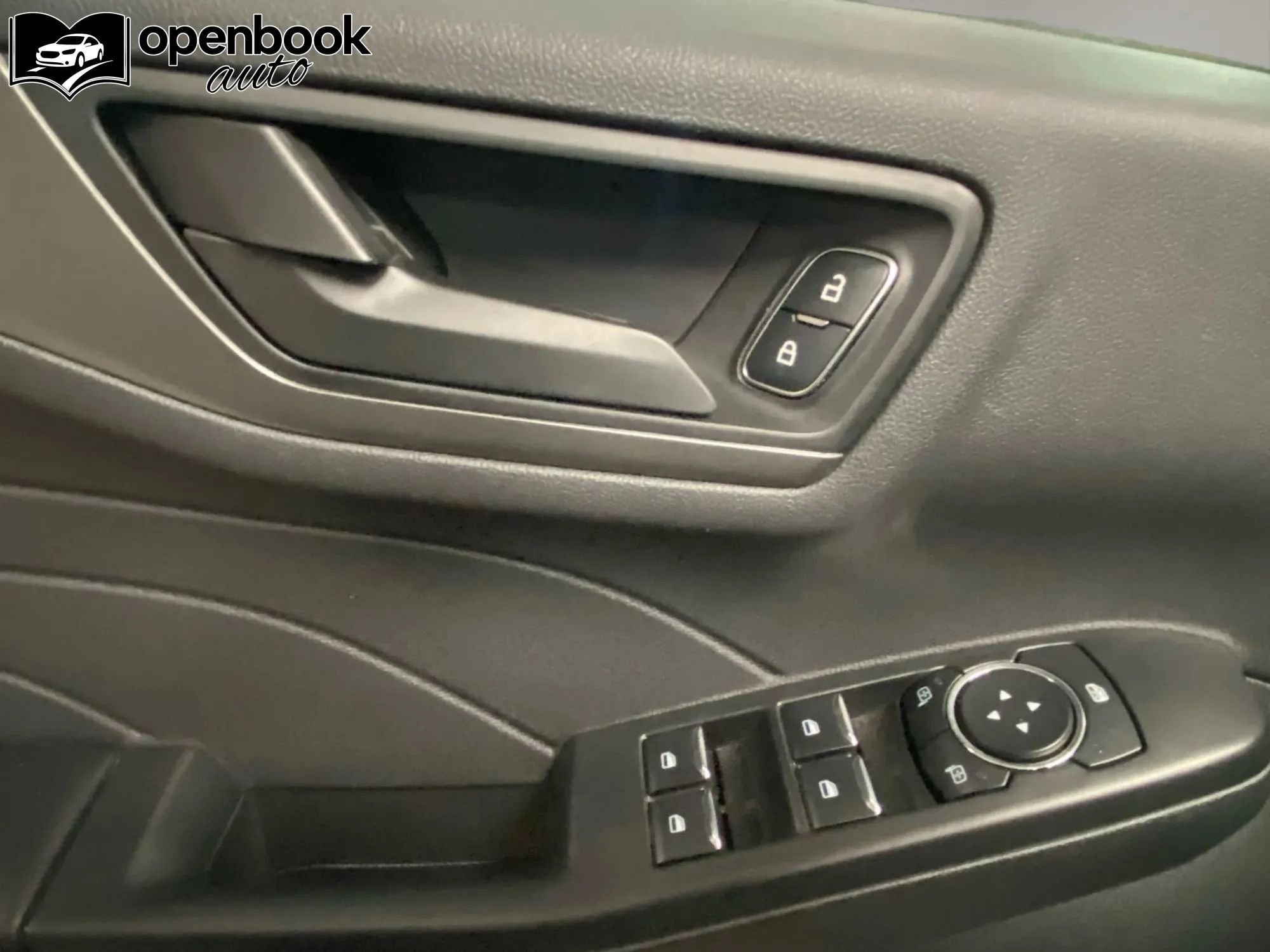 Used 2025 Ford Escape Active image 10