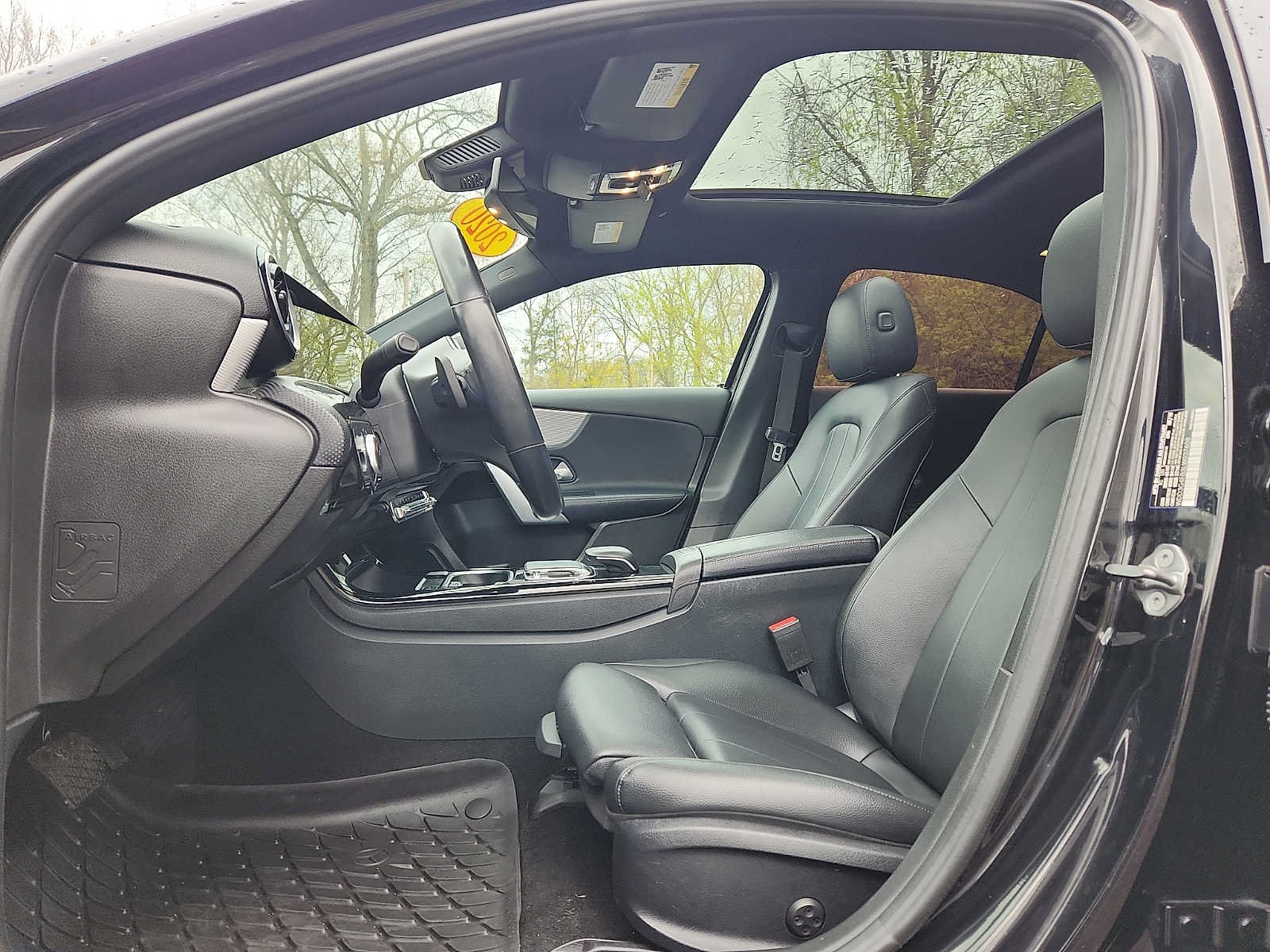 Used 2020 Mercedes-Benz A 220 4MATIC w/ Premium Package image 13