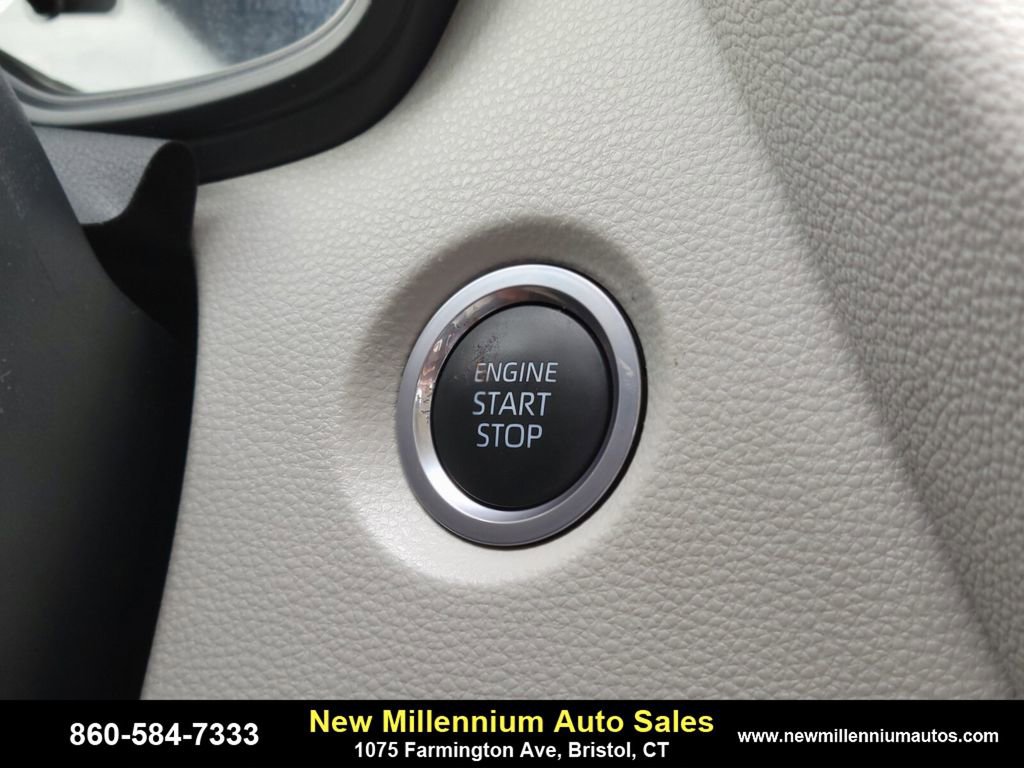 Used 2021 Toyota Corolla LE w/ LE Convenience Package image 24