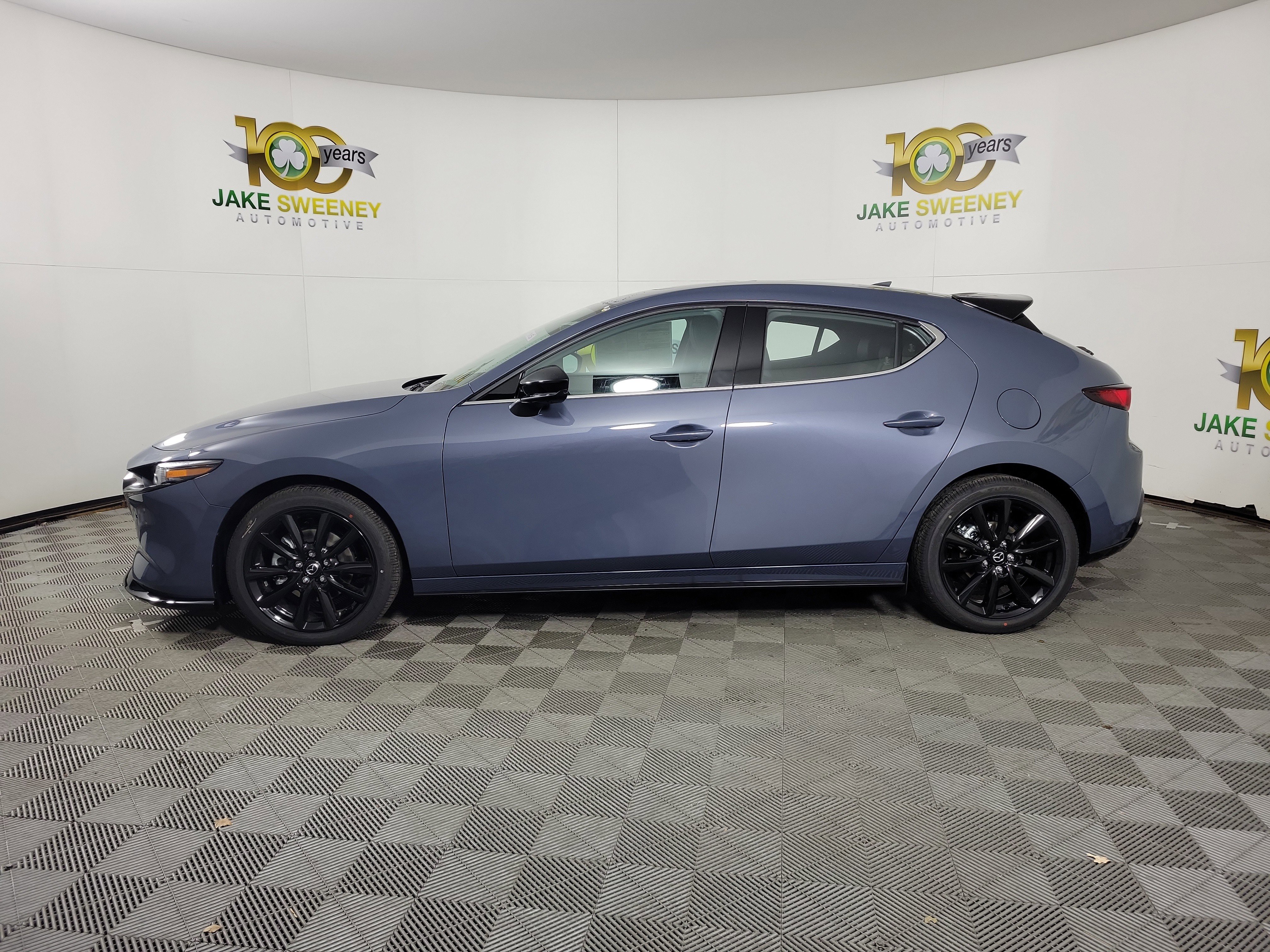 New 2026 MAZDA MAZDA3 Hatchback w/Premium Plus Pkg image 5