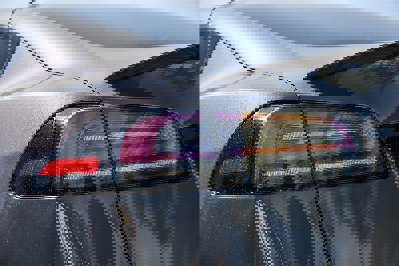 Used 2022 Tesla Model S Plaid image 7