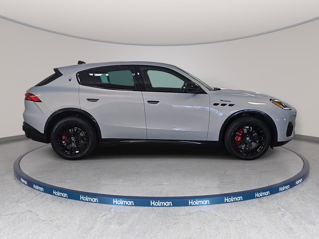 Used 2025 Maserati Grecale Modena AWD/4WD image 6