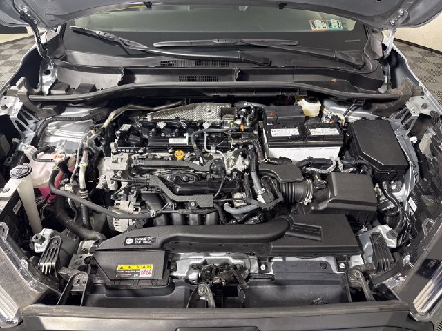 Certified 2026 Toyota Corolla Cross XLE AWD/4WD image 40