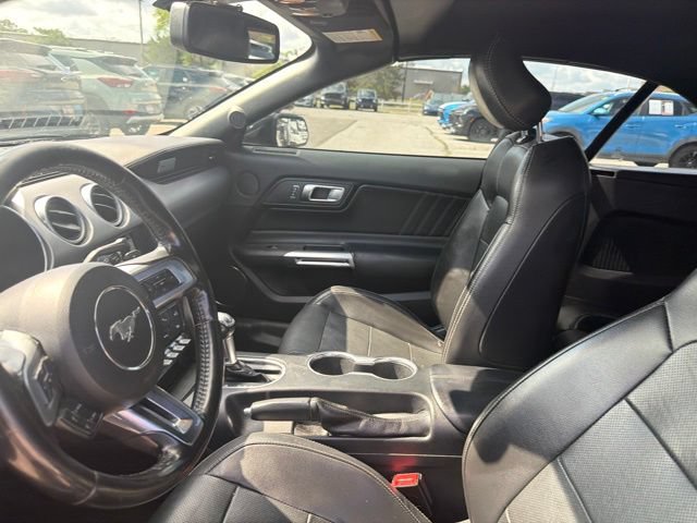 Used 2019 Ford Mustang Premium RWD image 9