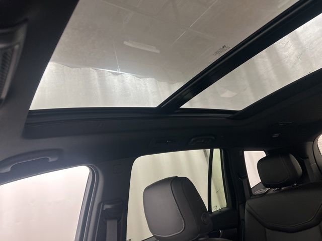 Used 2024 Cadillac XT6 Premium Luxury image 24