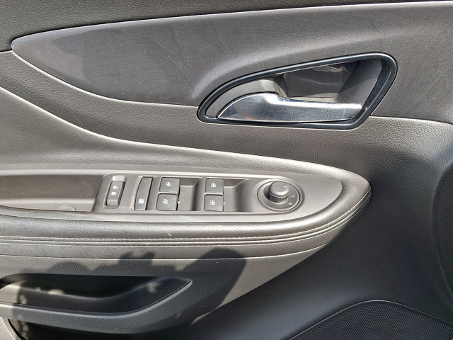 Certified 2020 Buick Encore Preferred FWD image 12