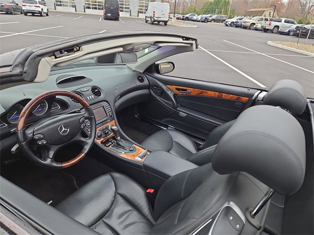 Used 2007 Mercedes-Benz SL 550 image 19