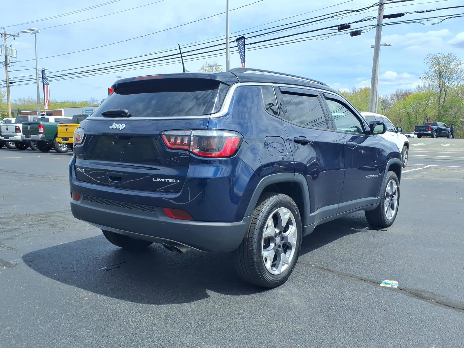 Certified 2021 Jeep Compass Limited AWD/4WD image 3