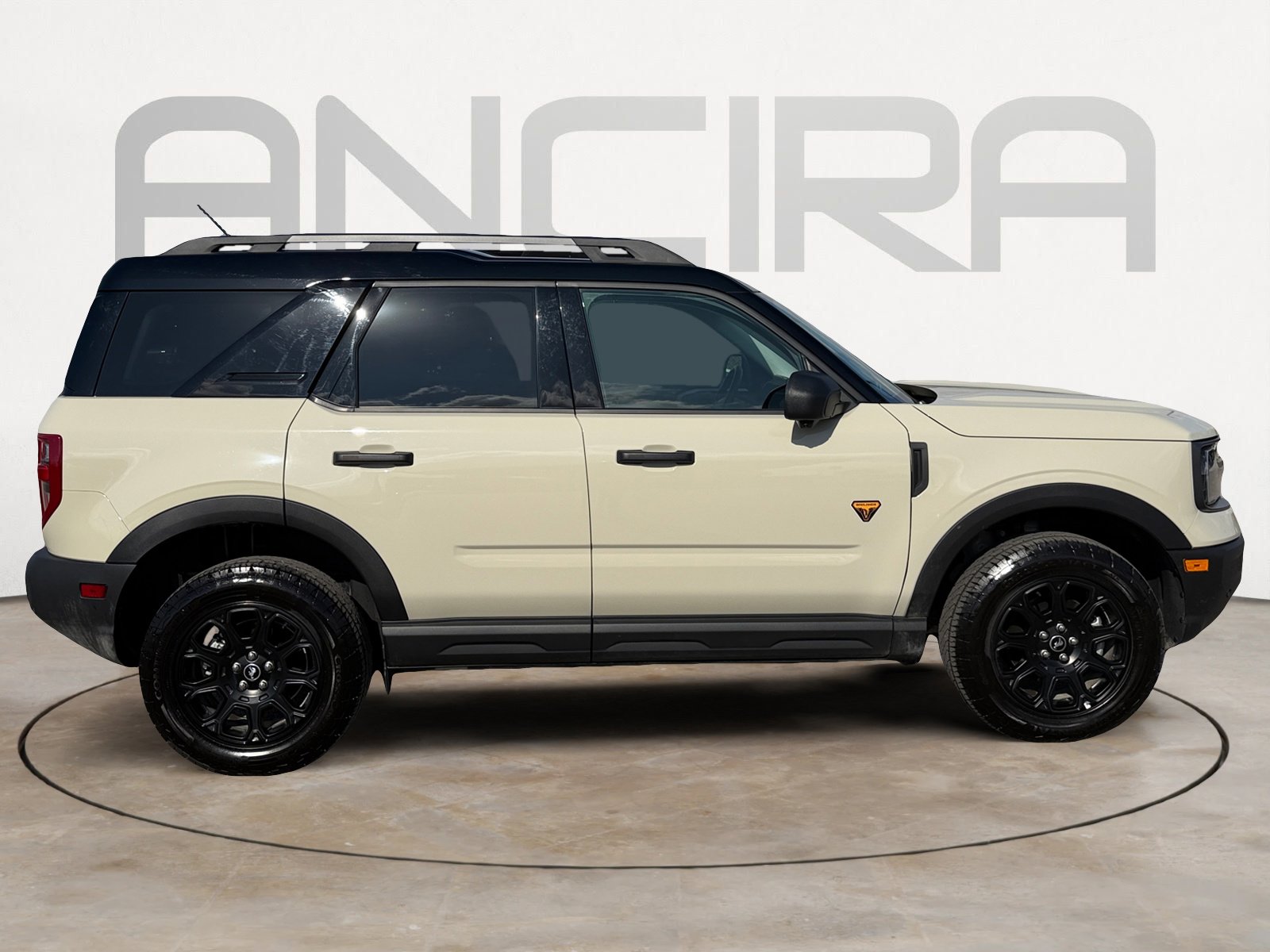 Used 2025 Ford Bronco Sport Badlands image 13