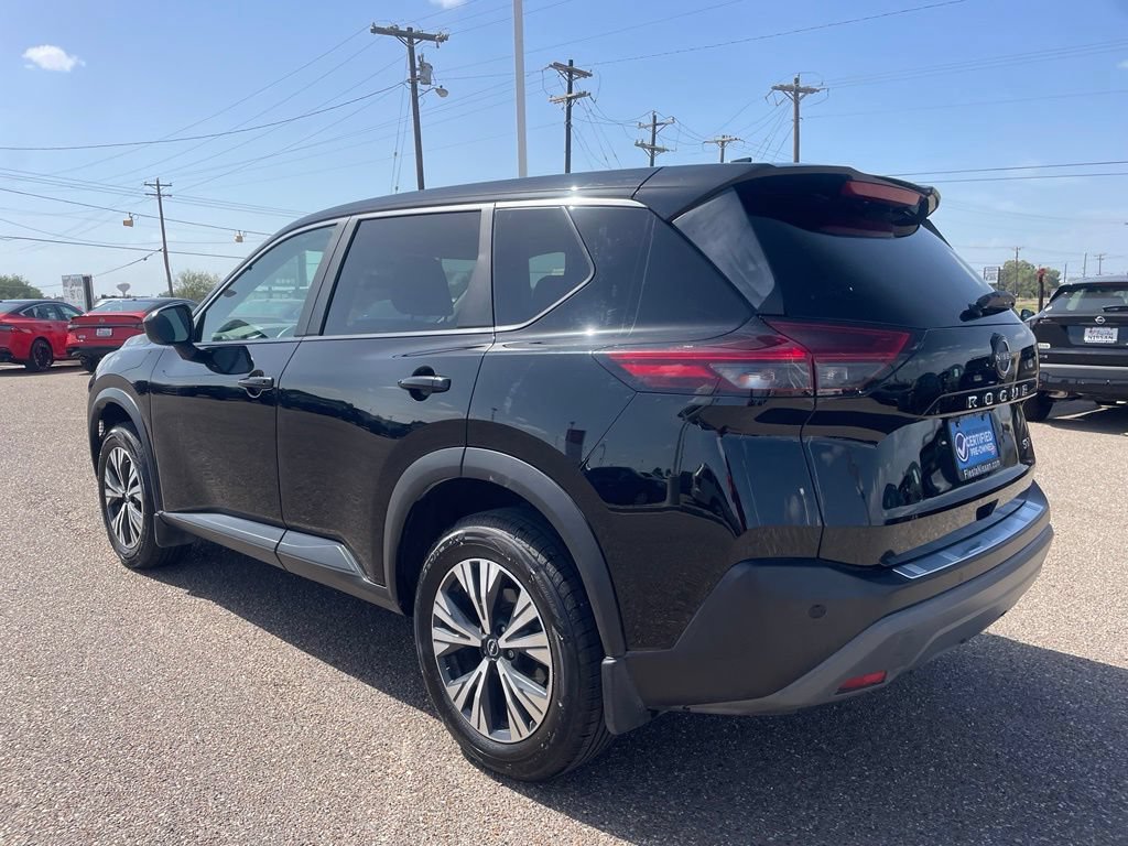 Certified 2023 Nissan Rogue SV FWD image 5