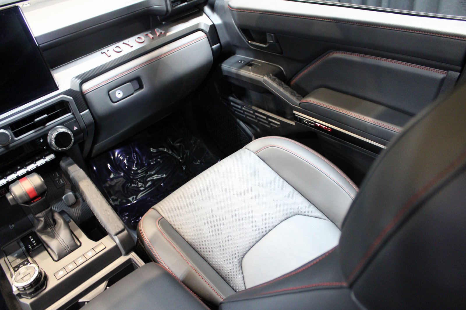 Used 2025 Toyota Tacoma TRD Pro image 26