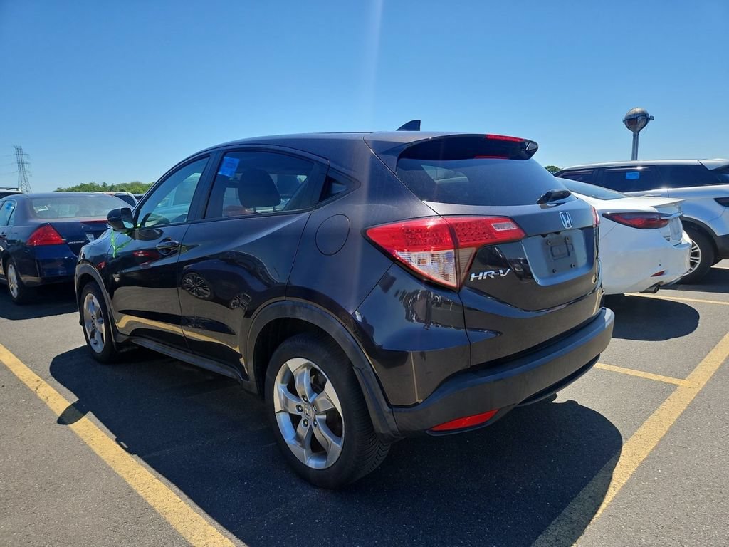 Used 2016 Honda HR-V EX image 4