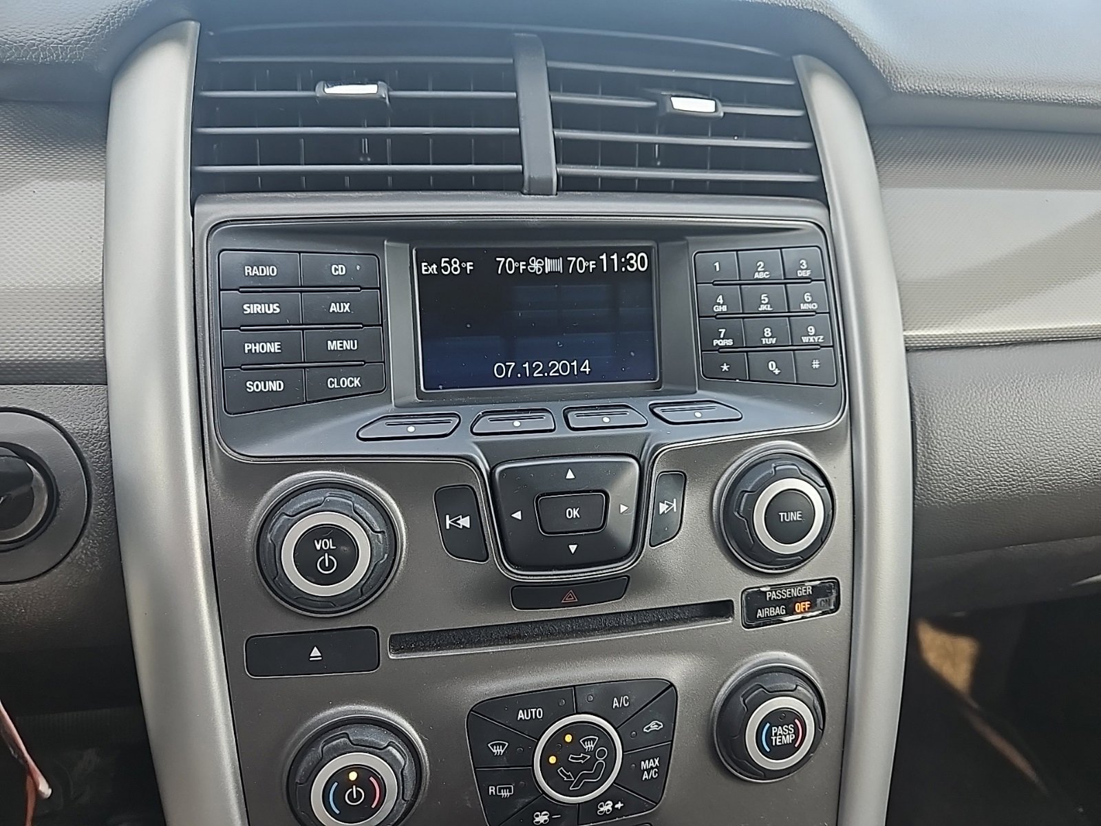 Used 2013 Ford Edge SEL image 16