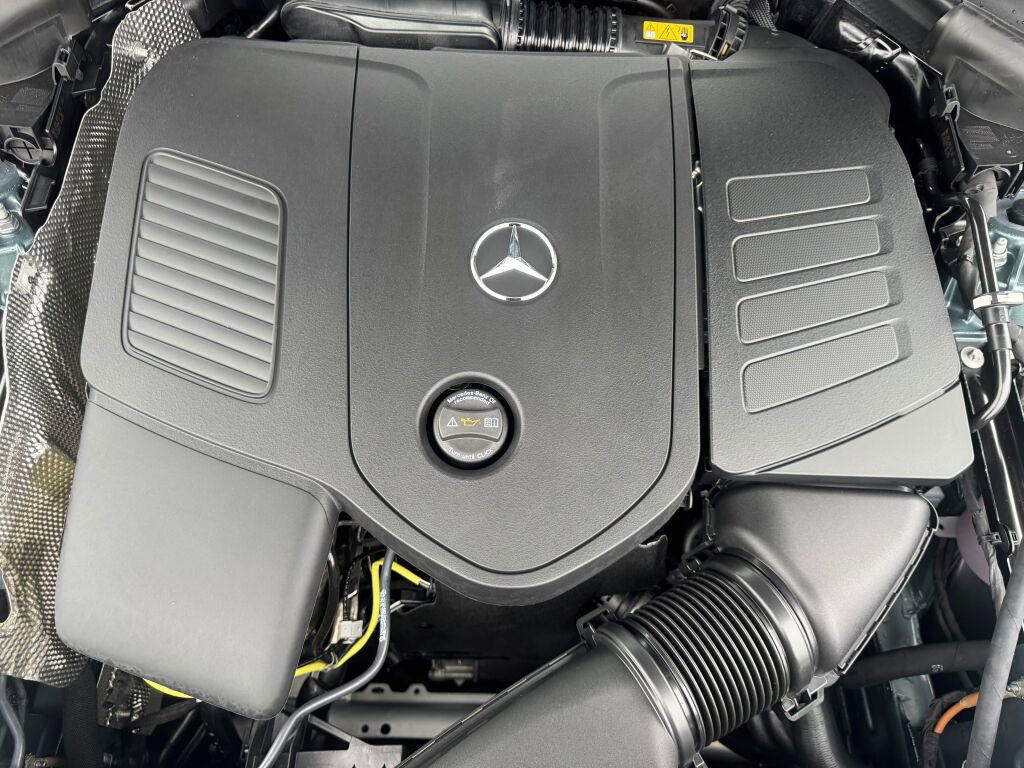 New 2026 Mercedes-Benz GLC 300 4MATIC image 23