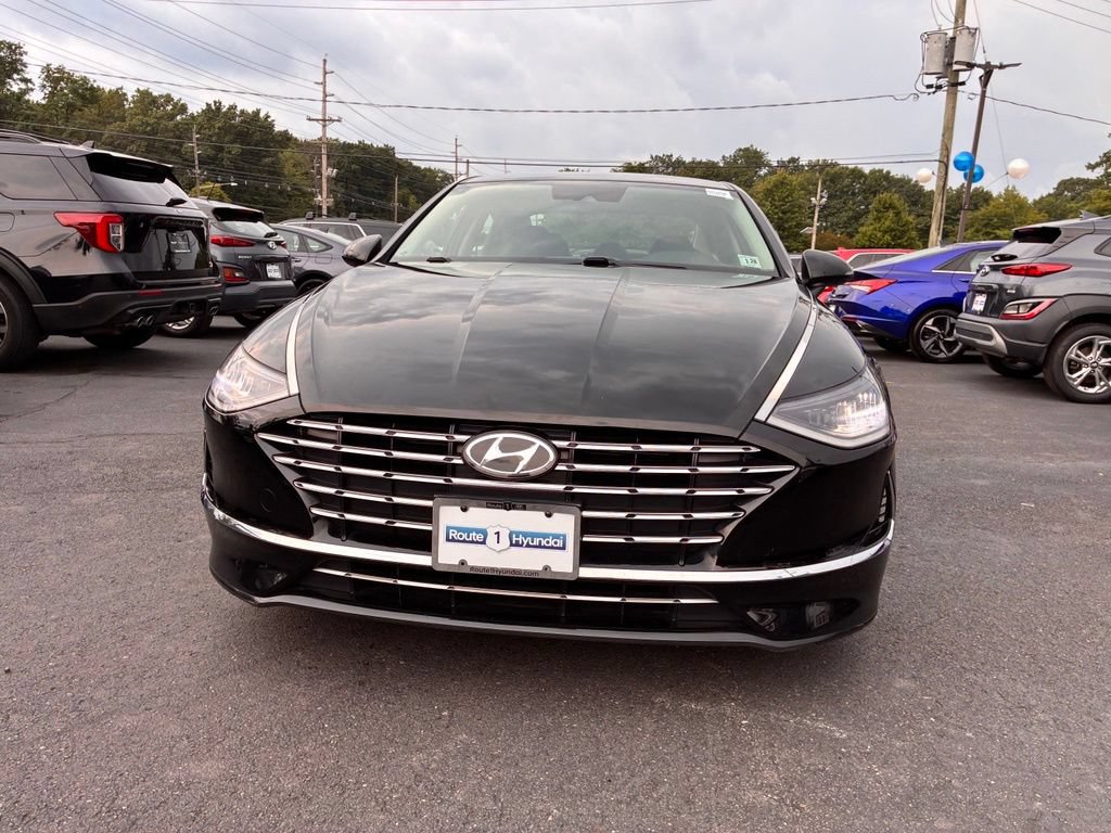 Used 2023 Hyundai Sonata SEL w/ Cargo Package FWD image 2