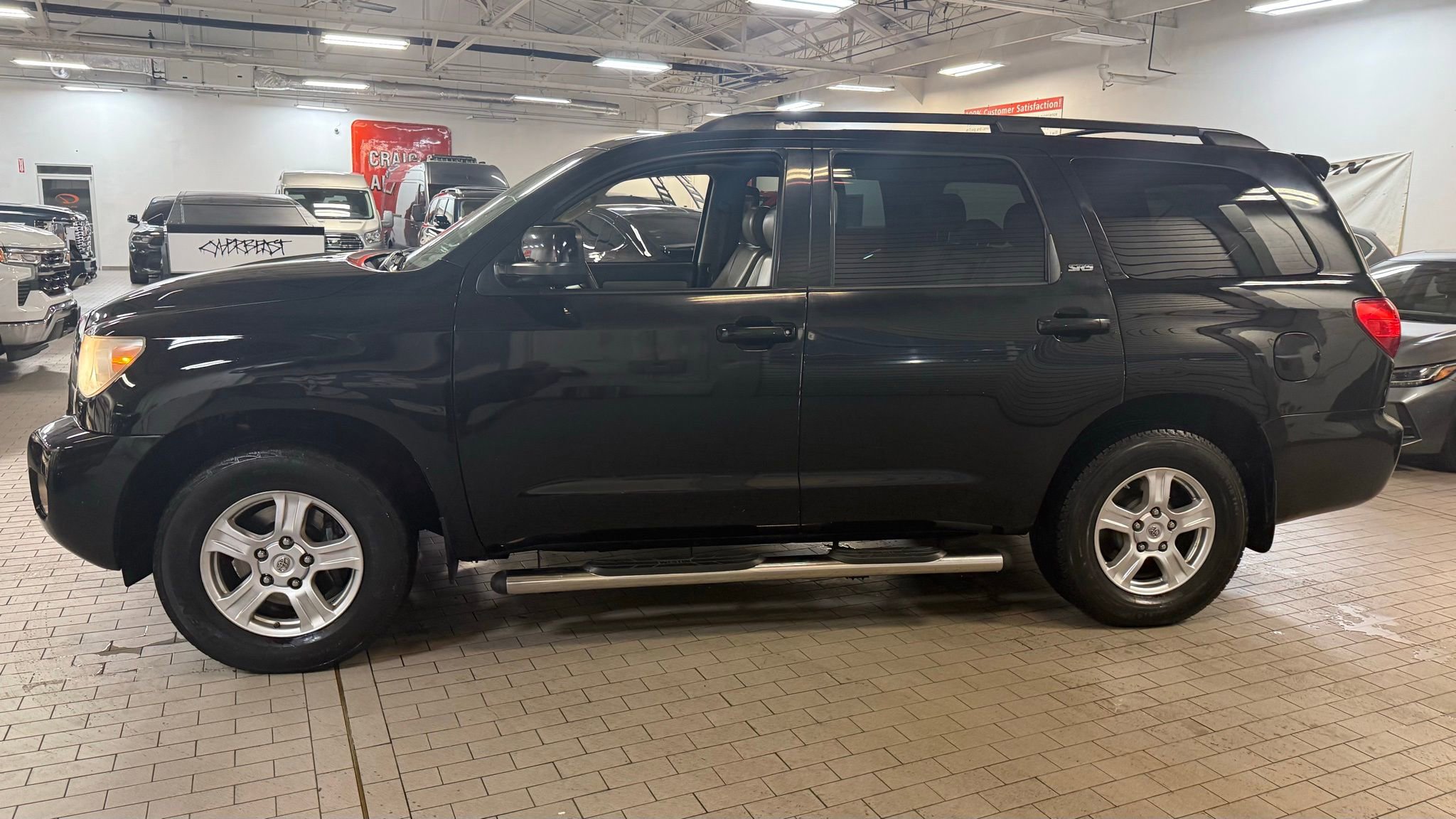 Used 2008 Toyota Sequoia SR5 image 1