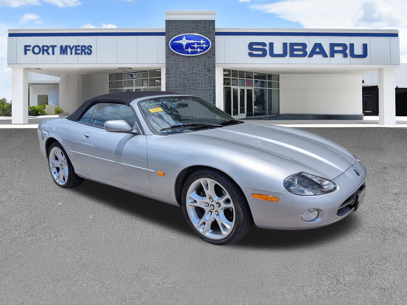 Used 2003 Jaguar XK8 Convertible RWD image 2