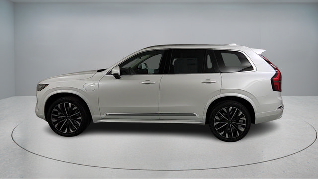 Used 2026 Volvo XC90 T8 Ultra w/ Protection Package Premier AWD/4WD image 7