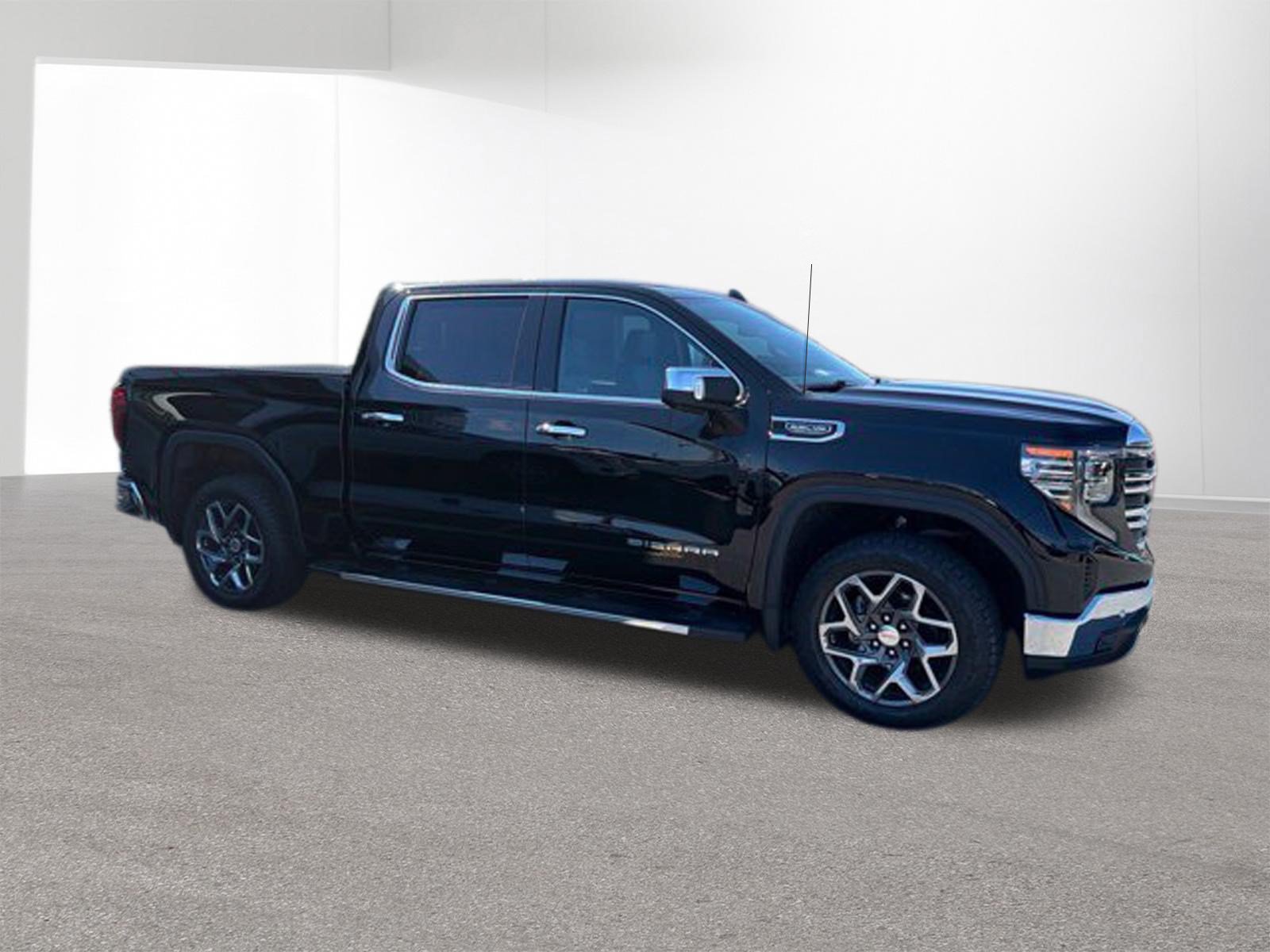 Used 2024 GMC Sierra 1500 SLT w/ SLT Premium Plus Package AWD/4WD image 26