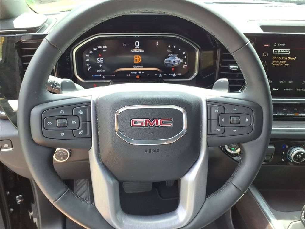 Used 2026 GMC Sierra 1500 SLT w/ SLT Convenience Package AWD/4WD image 28