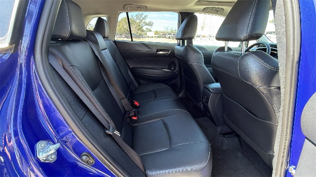 Certified 2025 Toyota Corolla Cross XLE w/ Convenience Package image 37