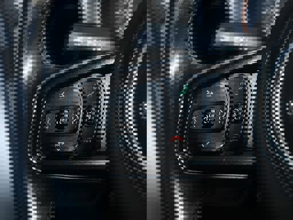 Used 2018 Jeep Wrangler Unlimited Sport S image 23