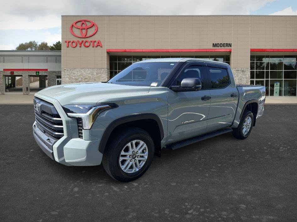 Certified 2025 Toyota Tundra SR5 w/ SR5 Convenience Package AWD/4WD image 1
