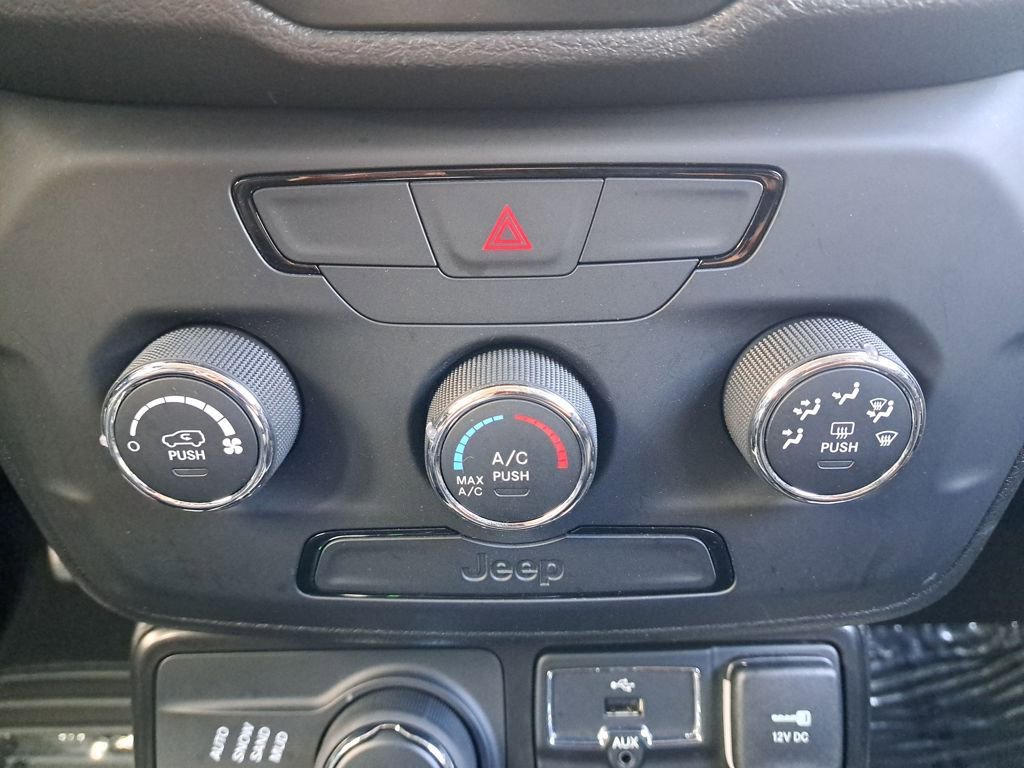 Used 2020 Jeep Renegade Sport w/ Sport Appearance Group AWD/4WD image 22