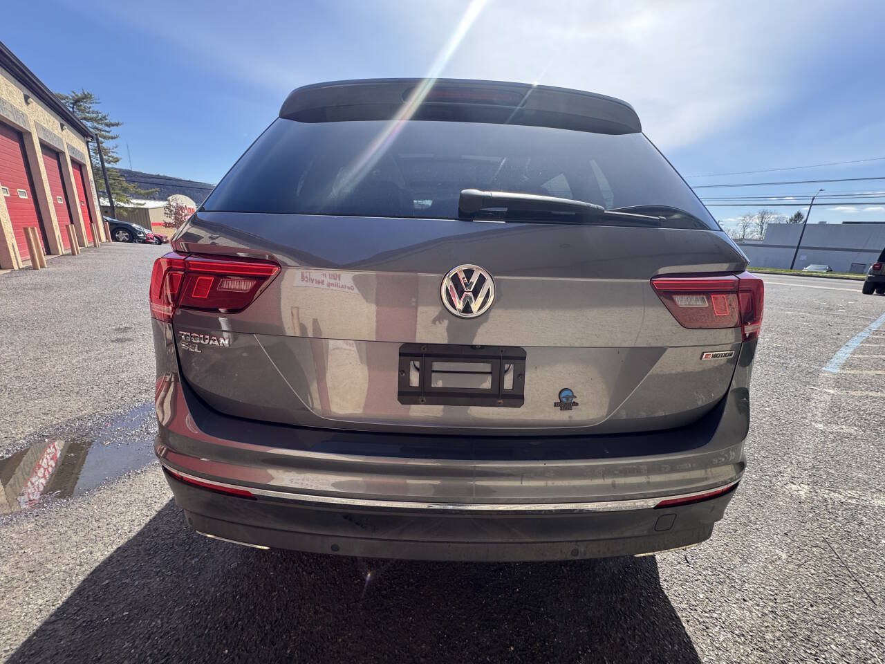 Used 2019 Volkswagen Tiguan SEL AWD/4WD image 6