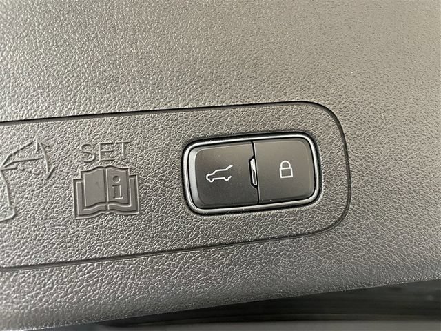 Used 2023 Lincoln Aviator AWD image 33