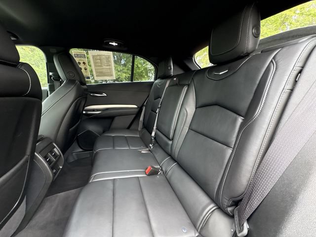 Used 2020 Cadillac XT4 Premium Luxury AWD/4WD image 23