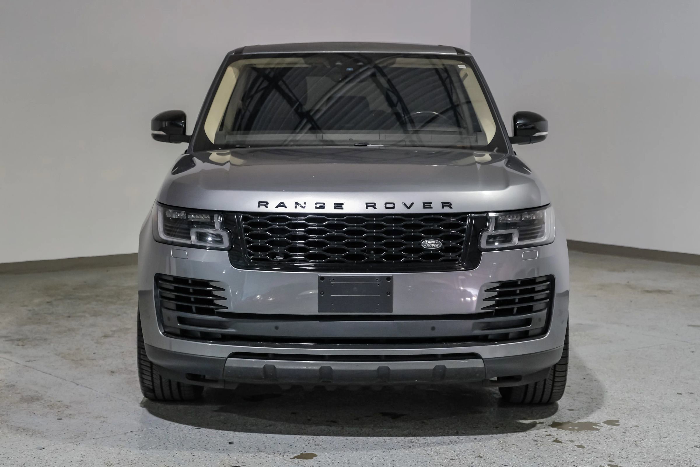 Used 2020 Land Rover Range Rover HSE image 6