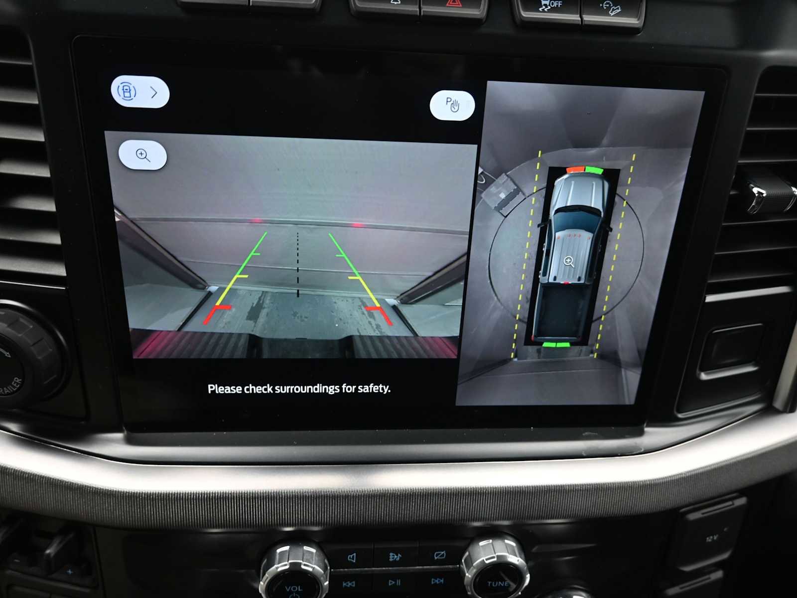 Used 2024 Ford F250 Platinum image 22