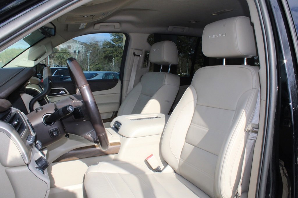 Used 2018 GMC Yukon Denali image 11