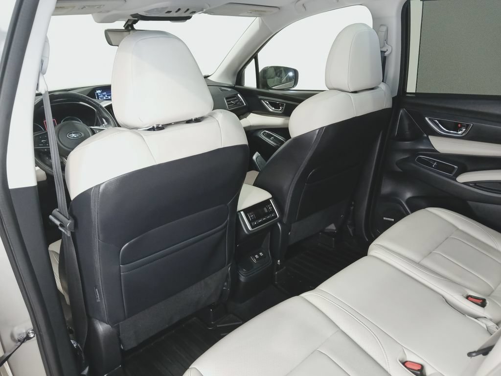Used 2020 Subaru Ascent Limited w/ Technology Package AWD/4WD image 16
