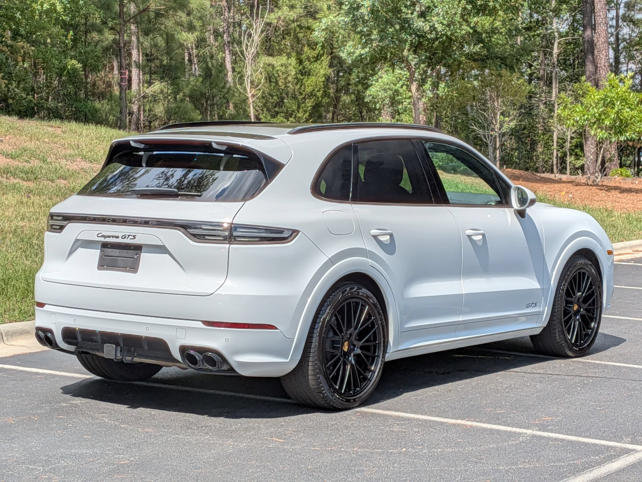 Certified 2023 Porsche Cayenne GTS AWD/4WD image 30
