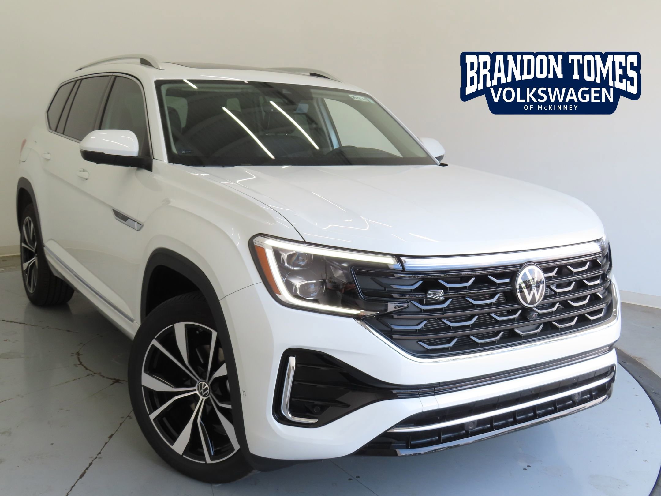New 2026 Volkswagen Atlas SEL Premium R-Line image 1