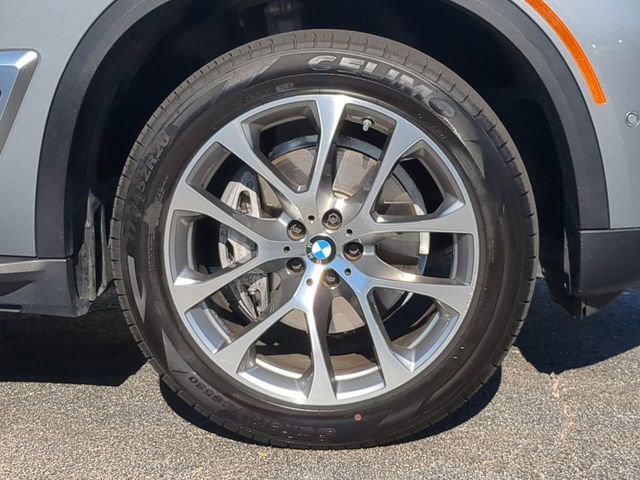 Used 2024 BMW X5 sDrive40i image 11