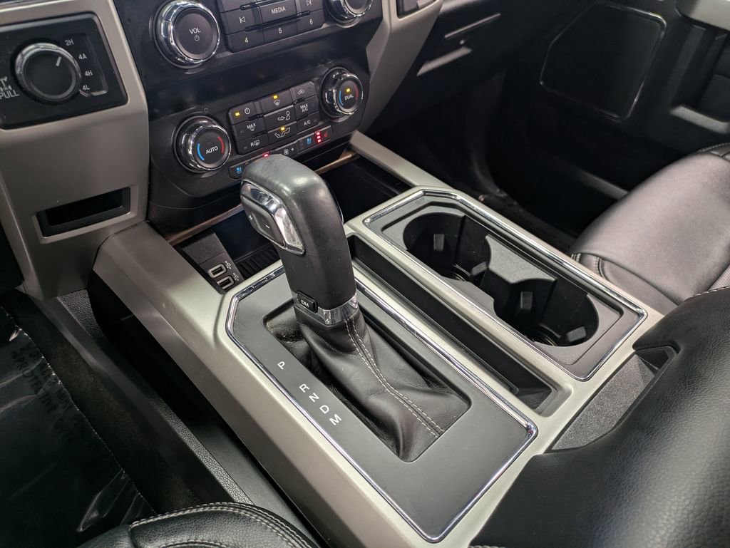 Used 2020 Ford F150 Lariat w/ Lariat Bed Utility Package image 15