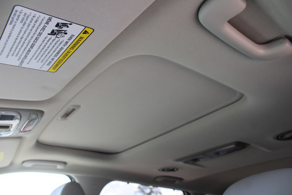 Certified 2024 Kia Telluride EX w/ EX Captain's Chair Package FWD image 64