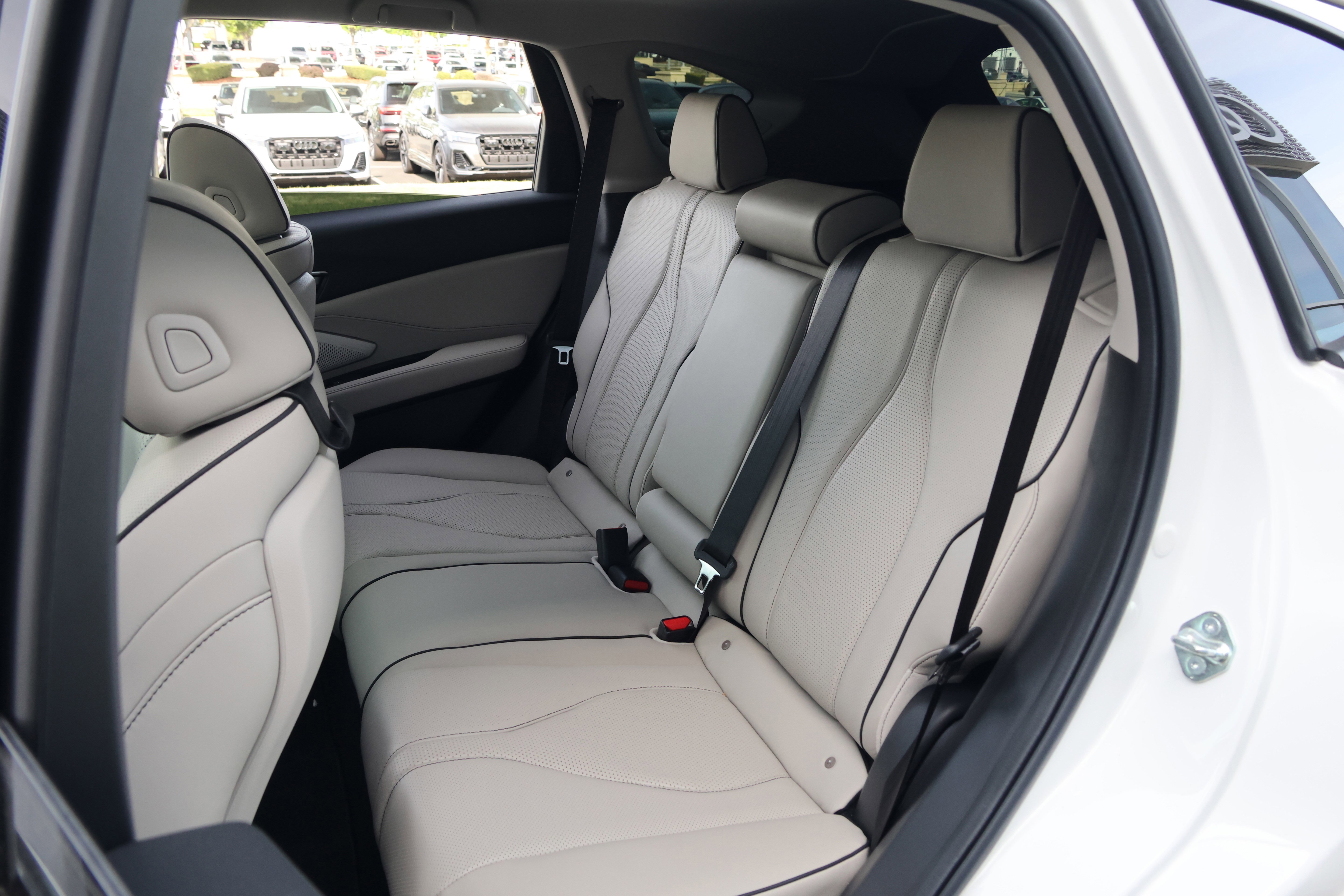 Used 2025 Acura RDX SH-AWD w/ Advance Package image 35