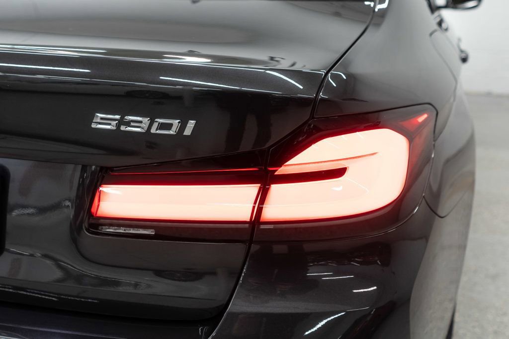 Used 2022 BMW 530i xDrive w/ Premium Package image 47