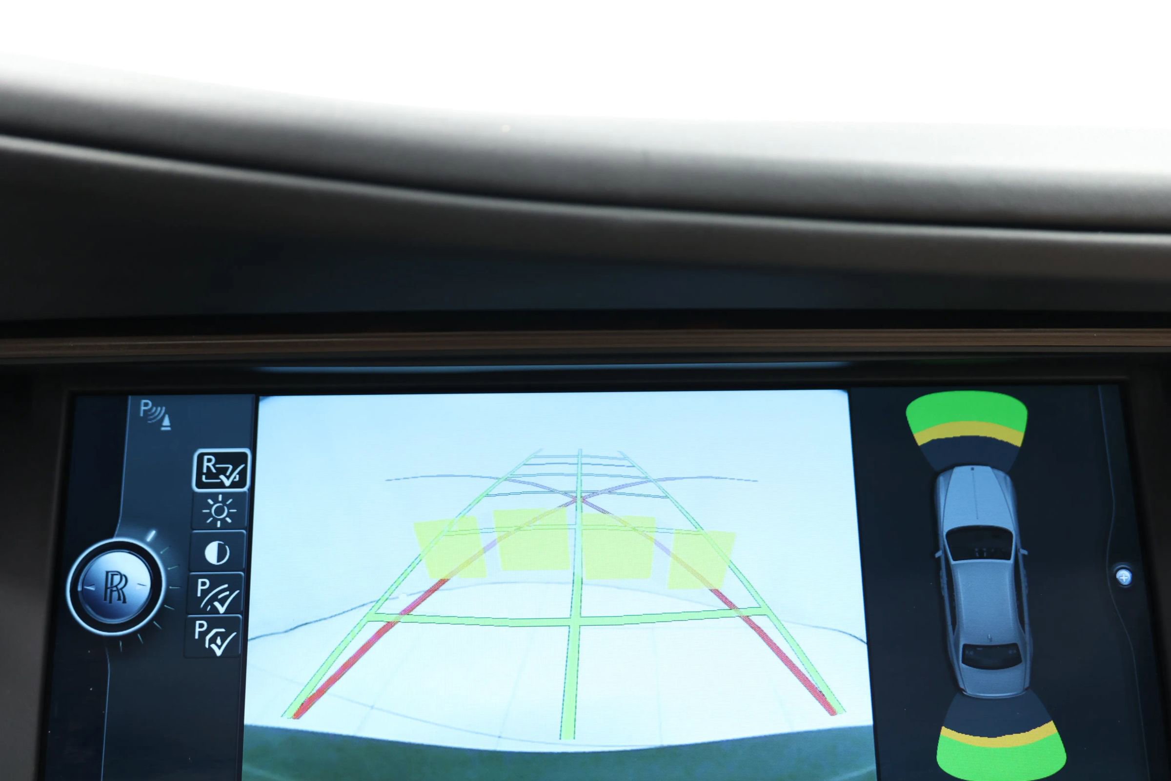 Used 2011 Rolls-Royce Ghost image 32