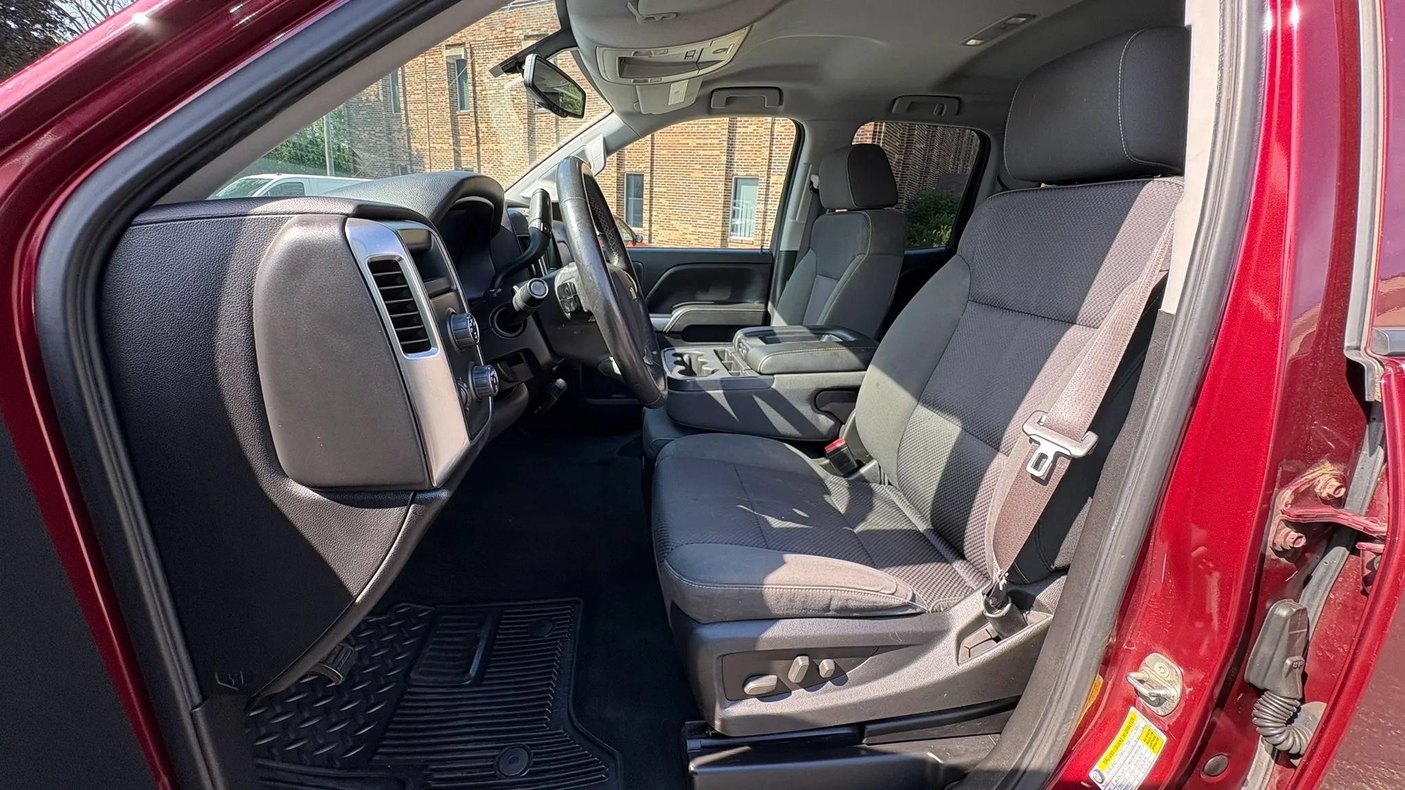 Used 2015 Chevrolet Silverado 1500 LT w/ All Star Edition AWD/4WD image 2
