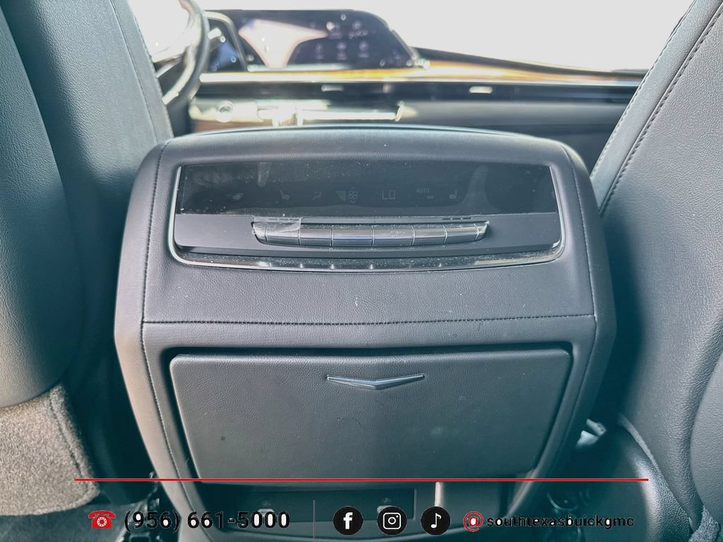 Used 2024 Cadillac Escalade Luxury RWD image 25