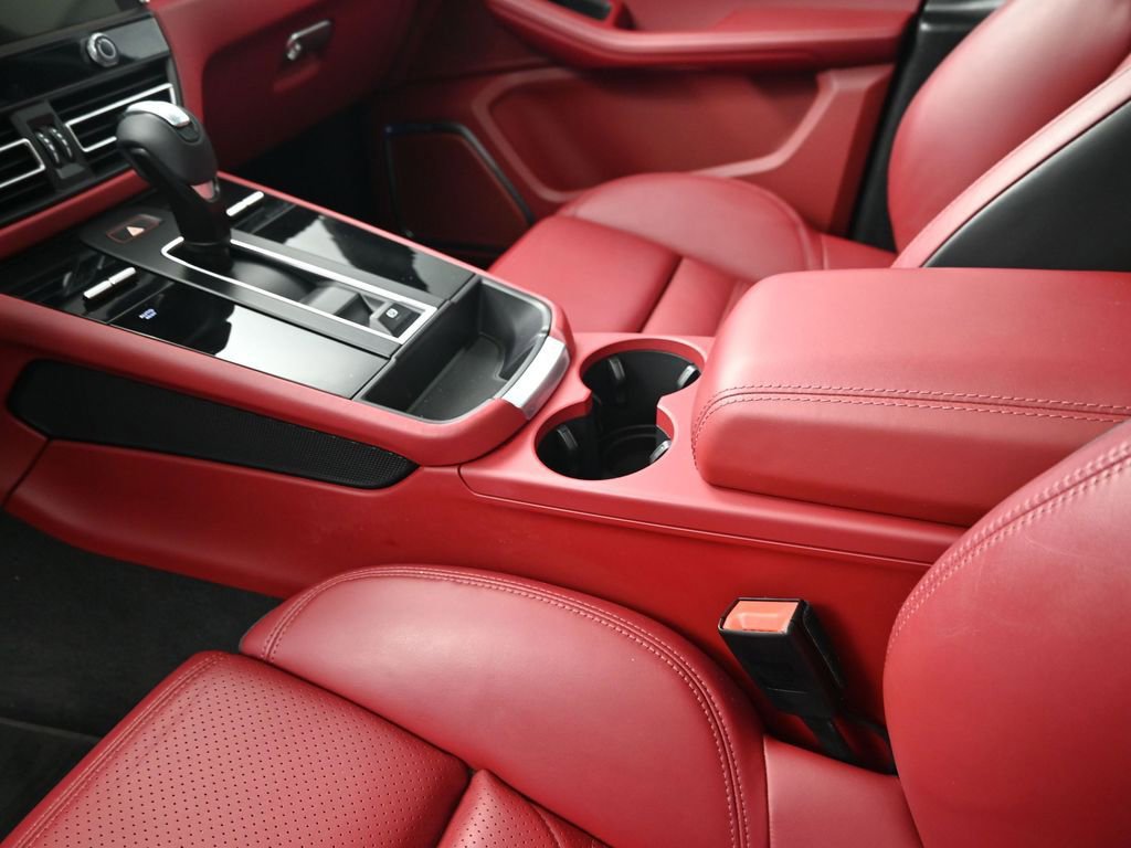 Certified 2022 Porsche Macan GTS AWD/4WD image 22