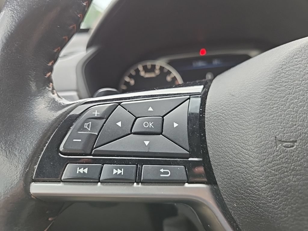 Used 2024 Nissan Altima 2.5 SR FWD image 18